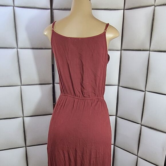 Spagehetti strap maxi dress  - Picture 6 of 11